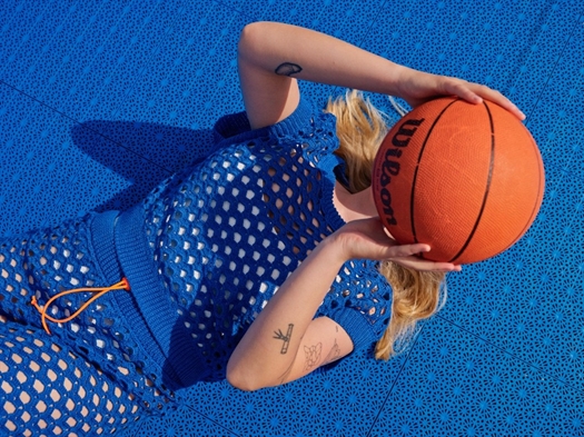 HOOK OUT! af Molla Mills